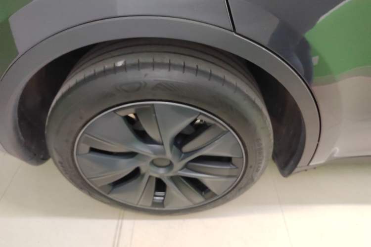 Used Tesla Model Y 2024 Rear-Wheel-Drive Version