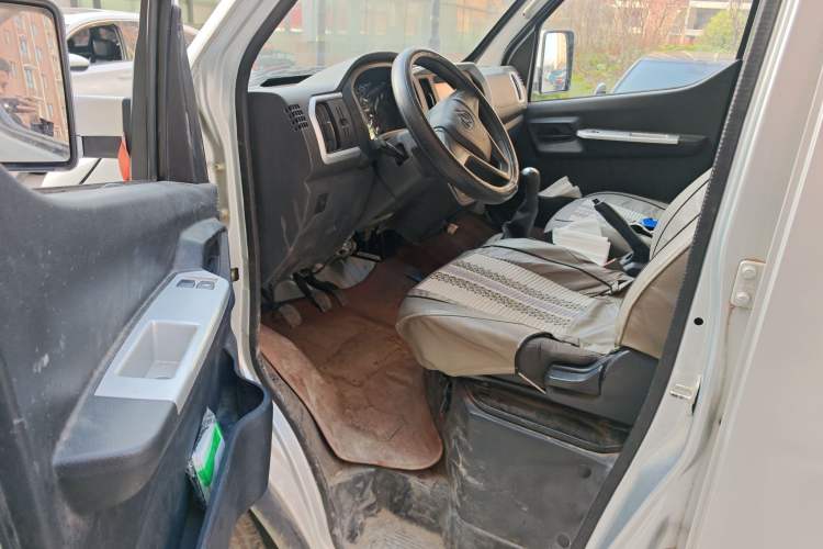 Used CHANGAN KAICHENG Shenqi T30 2021 1.6L Luxury Model Double Cab 3.01-meter Standard Vehicle DAM16KR Driver Seat