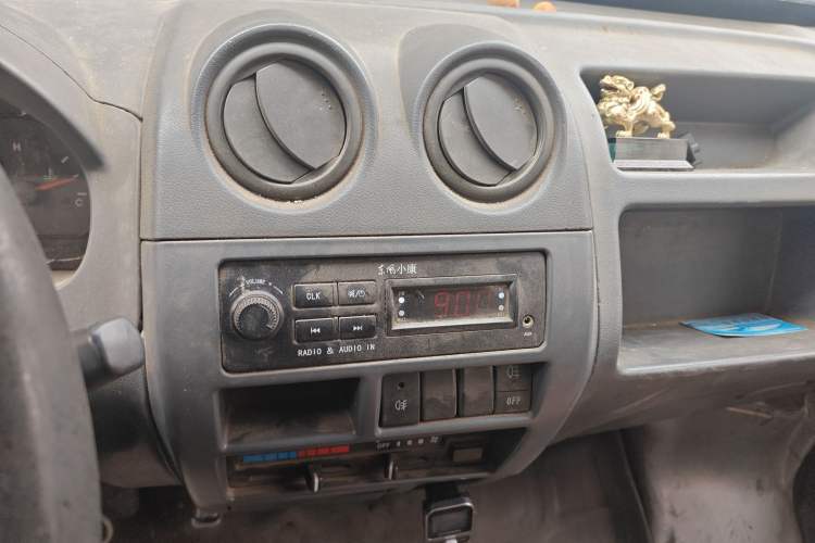 Used Dongfeng Xiaokang V07S 2011 1.0L Base Version AF10-12