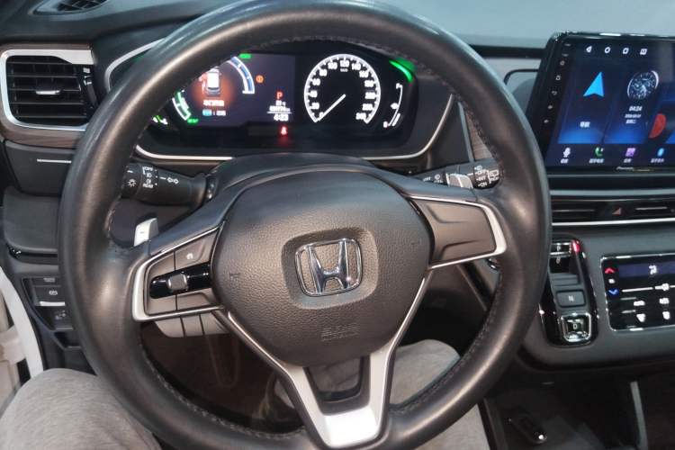 Used Honda Odyssey 2024 2.0L eHEV Sharp & Enjoy Edition