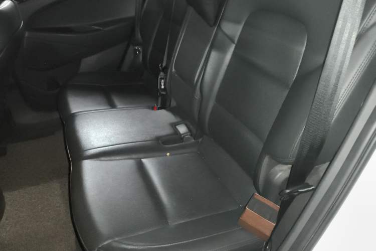 Used Hyundai Tucson 2015 1.6T Dual-Clutch Two-Wheel-Drive Smart Model Left Rear Seat