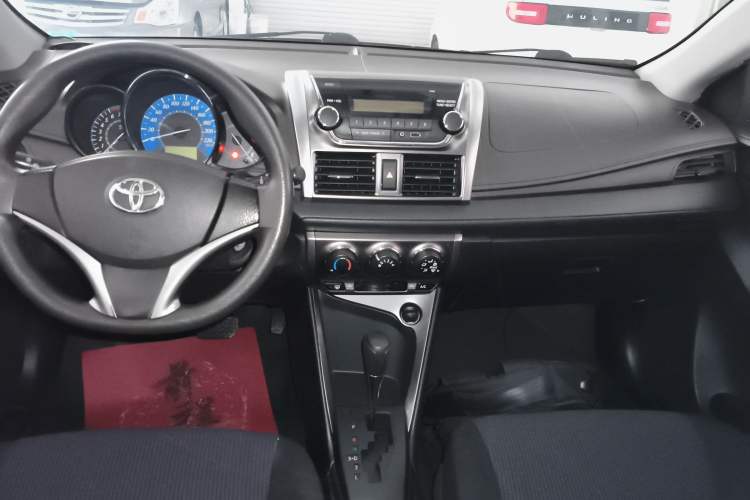 Used Toyota YARiS L Zhi Xuan 2015 1.5E Automatic Charm Edition Audio And AC Panel