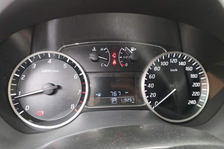 Used Nissan Sylphy 2018 1.6XV CVT Deluxe Edition Instrument Cluster
