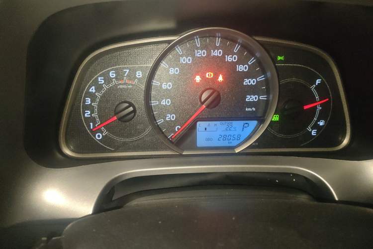 Used Toyota RAV4 2019 2.0L CVT Two-Wheel Drive Luxury Version China VI Standard
