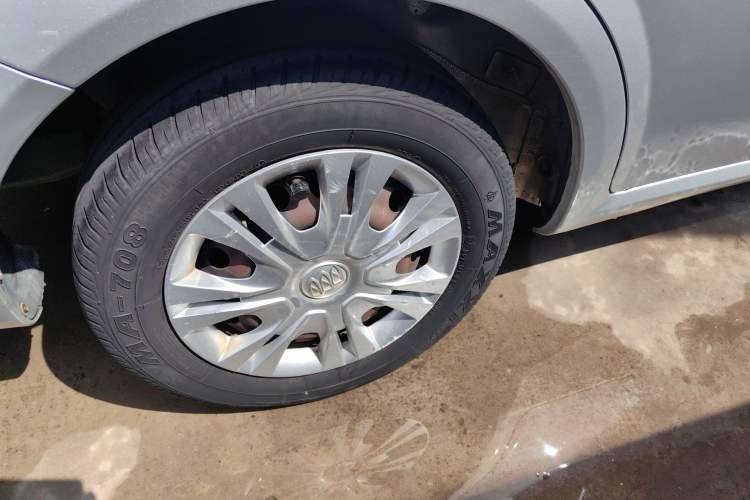 Used Buick Excelle 2015 1.5L Automatic Classic Model
