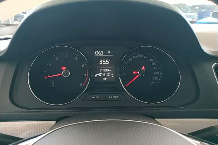 Used Volkswagen Gran Lavida 2017 1.6L Automatic Comfort Edition