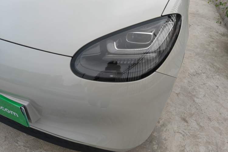 Used Wuling Bingo 2023 333 km Lingxi Connected Version Left Front Headlight