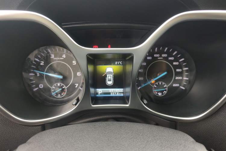 Used JMC Yusheng S330 2016 1.5L GTDi Automatic Two-Wheel Drive Prestige Edition
