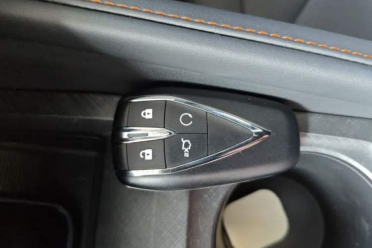 Used Changan UNI-V 2024 1.5T Prestige Edition
