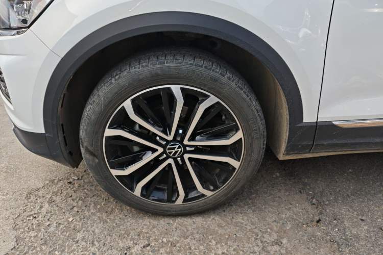 Used Volkswagen T-ROC 2021 Revised Version 280TSI DSG Two-Wheel Drive Luxury Smart Connectivity Edition