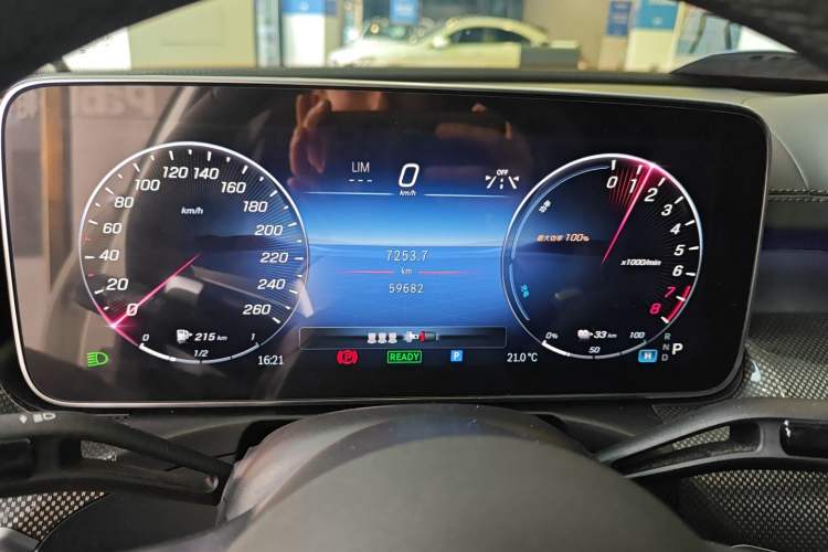 Used Mercedes-Benz C-Class New Energy 2023 Second Facelift C 350 eL
