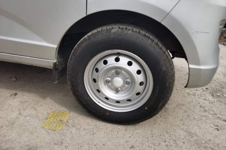 Used Wuling Rongguang S 2021 1.2L Base Model Window-Sealed 2-Seat LSI Car
