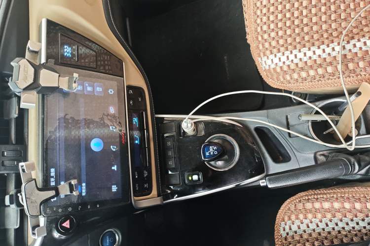 Used Toyota Corolla 2017 Revised Dual-Engine 1.8L E-CVT Leading Edition
