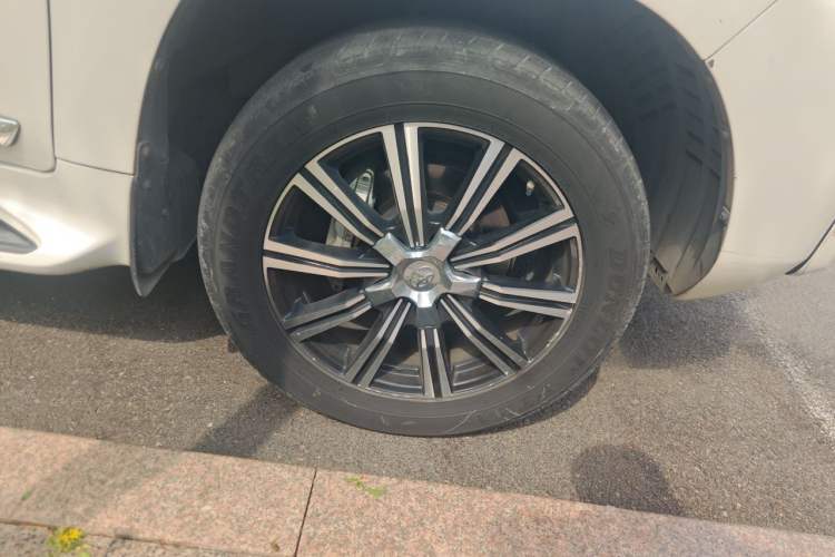 Used Toyota Land Cruiser 
