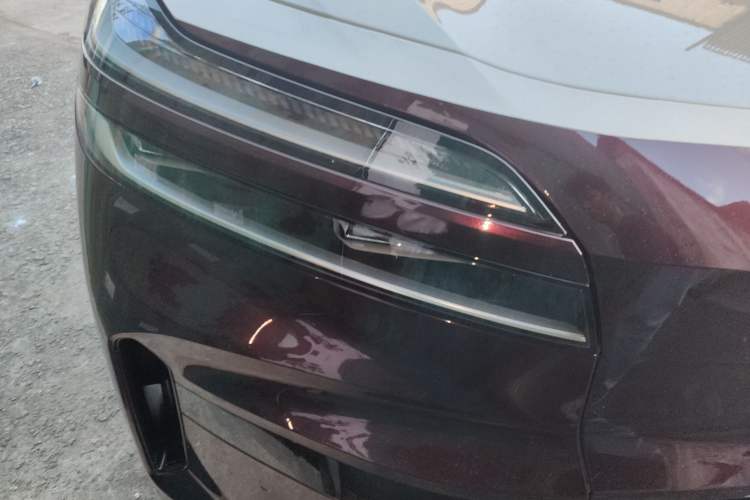 Used ONVO Luxeed L90 2025 Model—Ultra Six-Seater Version
