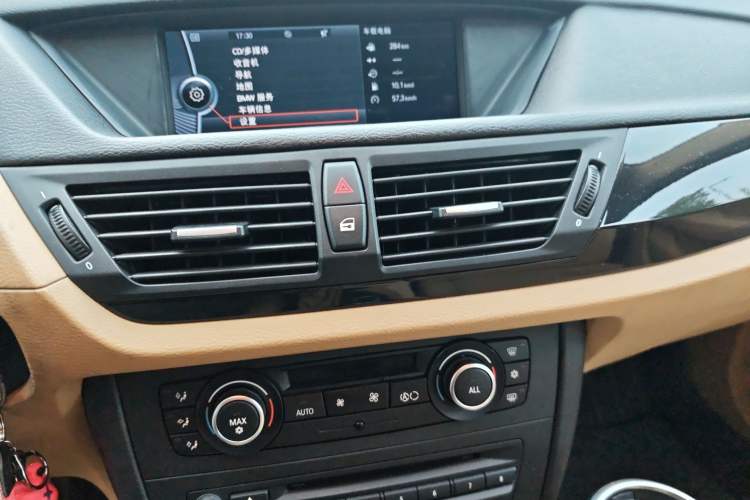 Used BMW X1 2010 xDrive25i
