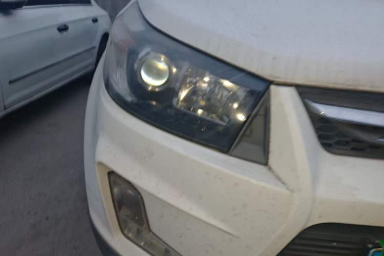 Used HYOSOW S3 2014 1.5L Comfort Version China IV Emission Standard
