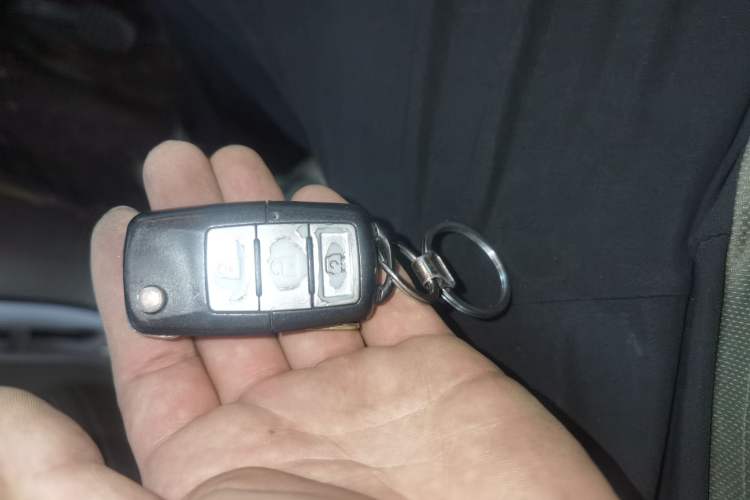 Used FORTHING Joyear SUV 2012 1.6L Luxury Model
