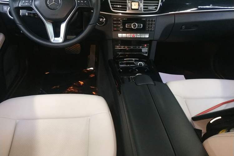 Used Mercedes-Benz E-Class 2014 Restyled E 260 L Sport Edition