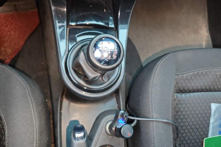 Used Citroen C-Quatre 2012 Sedan 1.6L Manual Prestige Model Gear Lever