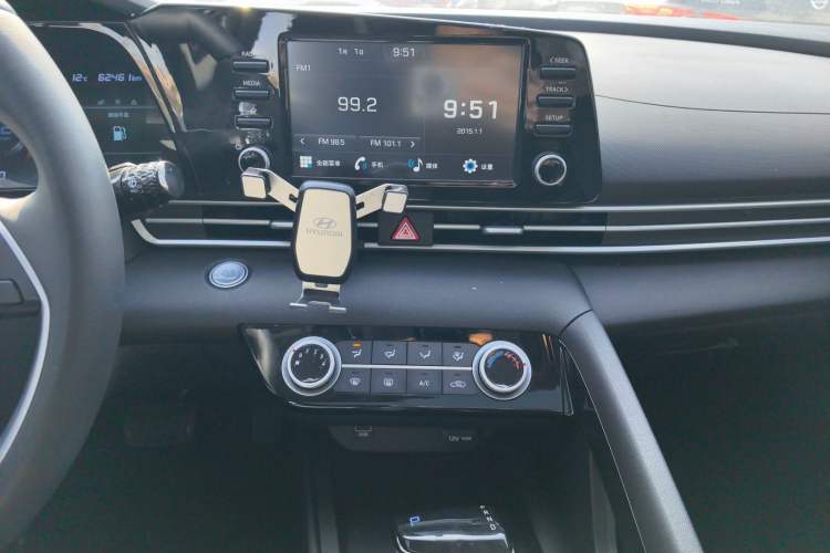 Used Hyundai Elantra 2022 1.5L CVT GLX Elite Edition