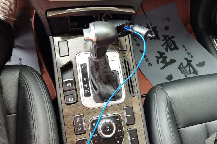 Used Haval H6 Coupe 2016 Blue Label 1.5T Automatic Two-Wheel Drive Urban Model Gear Lever