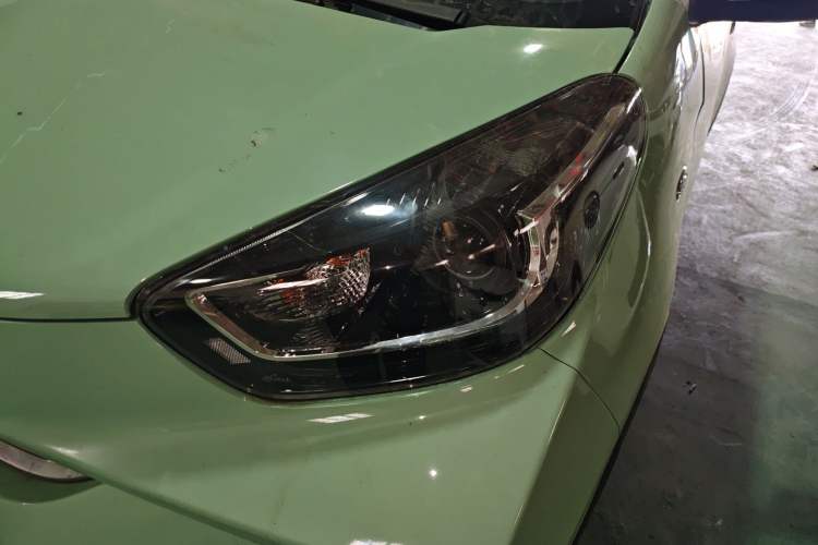 Used Chery QQ Little Ant 2022 Revised Version Sweet Pink Edition Half-Sugar Version Lithium Iron Phosphate 30.7 kWh 30 kW 301 km Left Front Headlight