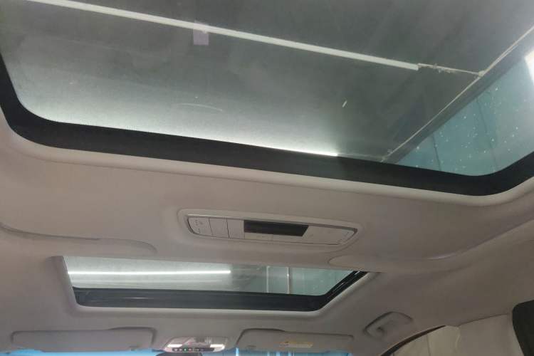 Used Buick GL8 2023 ES Lu Zun Luxury Edition and Yue Version
