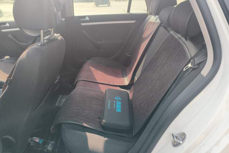 Used Volkswagen Golf 2011 1.4 TSI Comfort Travel Edition
