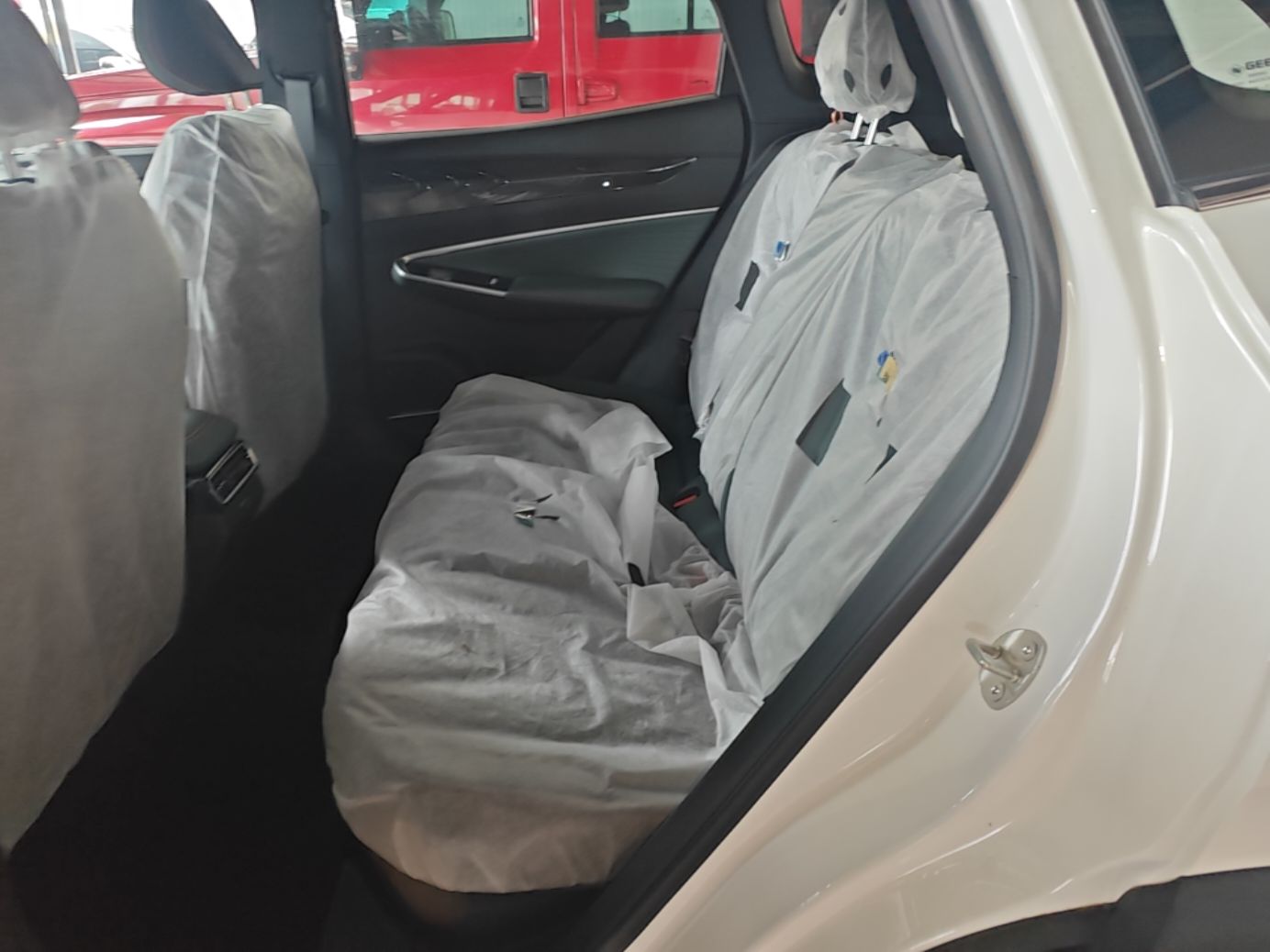 Geely Auto Emgrand X7 Sport 2024 1.5TD Smart Connect+ — снимка 20