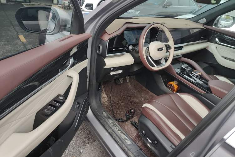 Used Geely Auto Monjaro L 2023 2.0TD High-Power Automatic Two-Wheel Drive Flagship Version Driver Seat