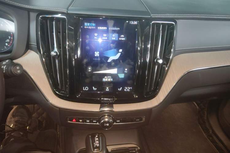 Used Volvo XC60 2019 T5 4x4 Zhiya Luxury Edition China V Standard