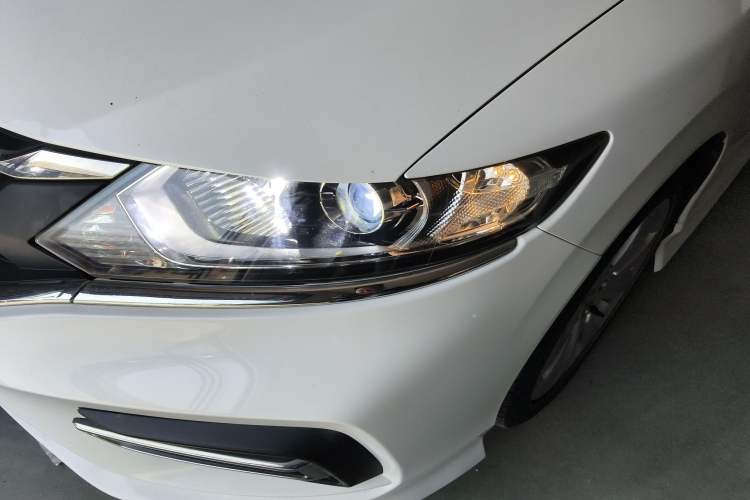 Used Honda Jade 2017 1.8L automatic Comfort version 5 seats