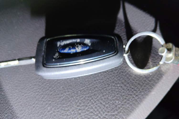 Used Ford Mondeo 2011 2.0L GTDi 200 Fashion Edition Vehicle Key