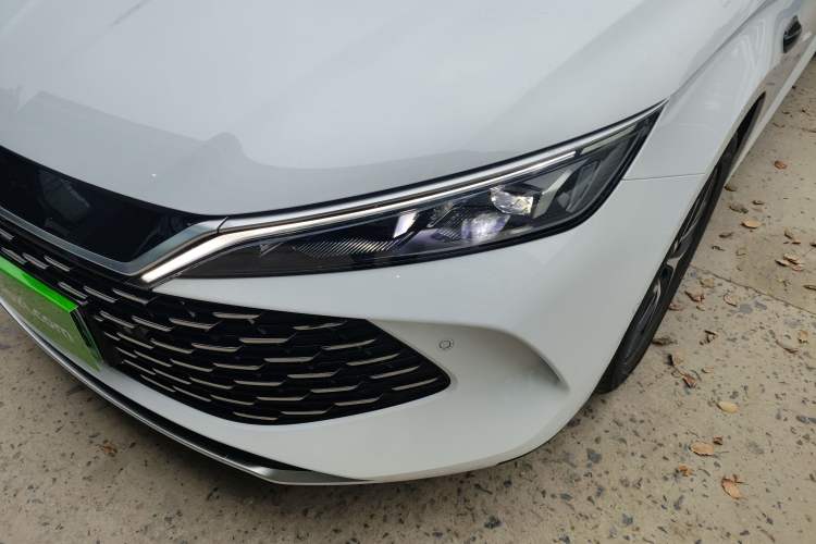 Used BYD Qin L 2025 DM-i Smart Drive 80KM Superior Model Left Front Headlight