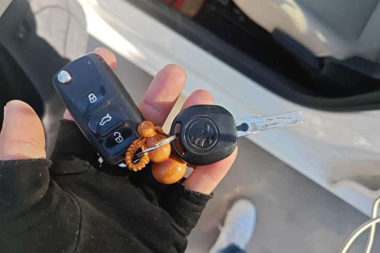 Used Skoda Rapid 2013 1.6L Automatic Smart Selection Model