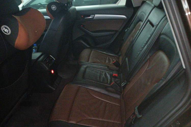 Used Audi Q5 2016 40 TFSI Technology Edition Left Rear Seat