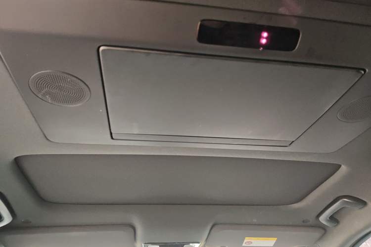 Used Li Auto L9 2023 Pro Model Headliner