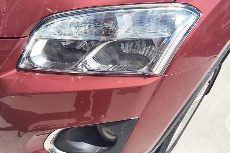 Used Chevrolet Trax 2014 1.4T Manual Two-Wheel Drive Comfort Model Left Front Headlight