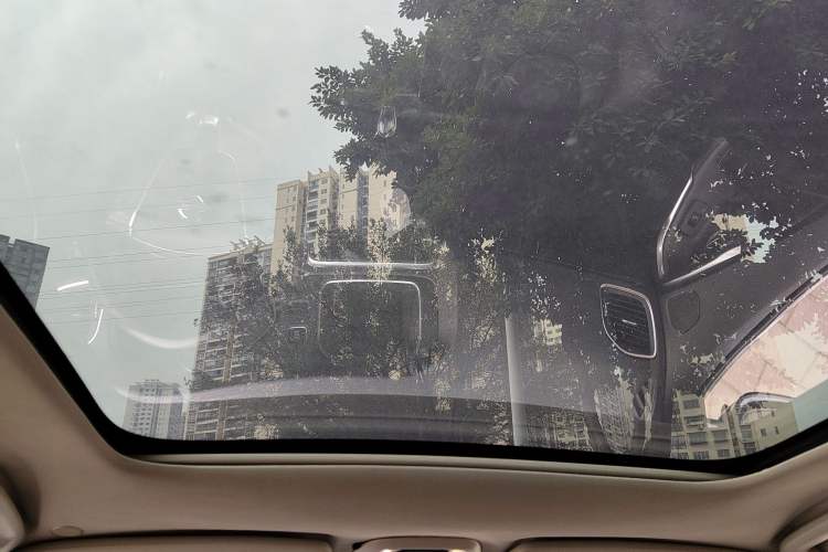 Used Volvo V40 2013 2.0T Zhiya Edition