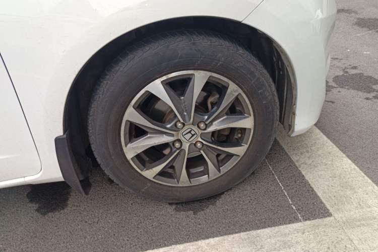 Used Honda Fit 2011 1.3L automatic comfort version
