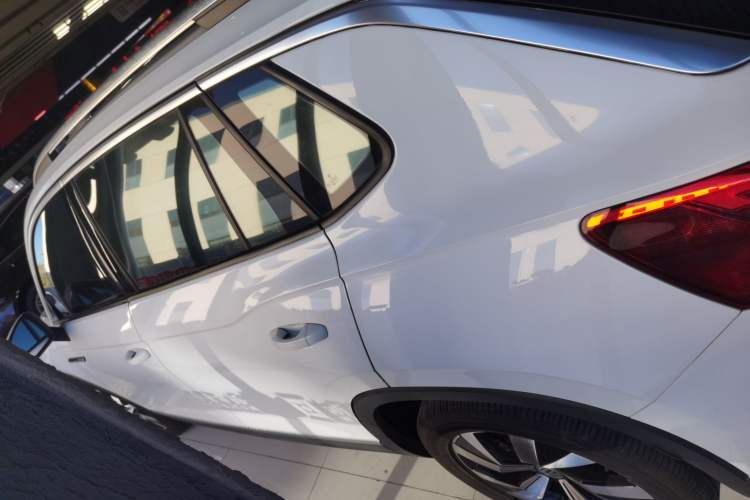 Used Volkswagen Tayron 2020 330TSI Two-Wheel Drive Luxury Smart Connectivity Version