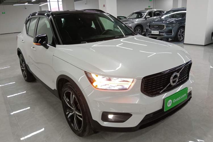 Used Volvo XC40 2021 T4 Four-Wheel Drive Smart & Sporty Edition

