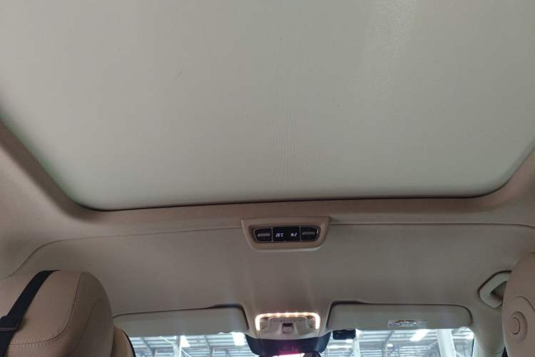 Used Mercedes-Benz V-Class 2021 V 260 Prestige Edition
