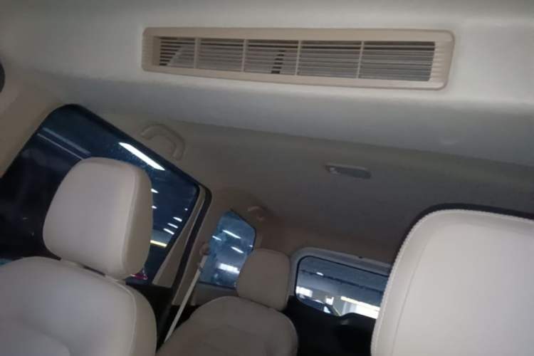 Used Wuling Hongguang 2018 1.5L S Comfort Model L2B

