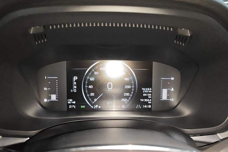 Used Volvo XC60 2019 T5 4x4 Smart Edition China VI Standard Instrument Cluster