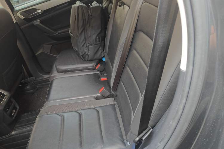 Used Volkswagen Tayron 2019 330TSI Two-Wheel Drive Luxury Model China VI Standard