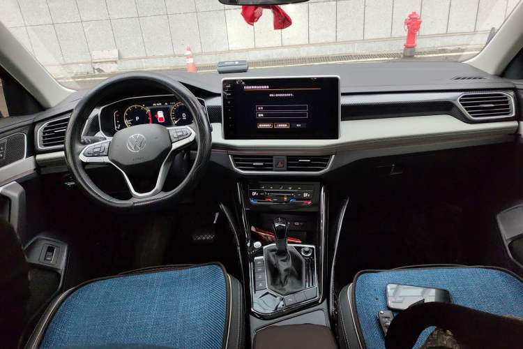 Used Volkswagen Tayron 2023 280TSI Two-Wheel-Drive Luxury Plus Advanced Version Center Console