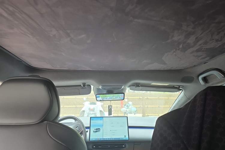 Used XPeng P7+ 2024 Long-Range Max Headliner