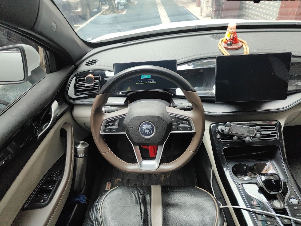 BYD Qin PLUS 2024 HONOR Edition DM-i 55KM Leading Model — снимка 10